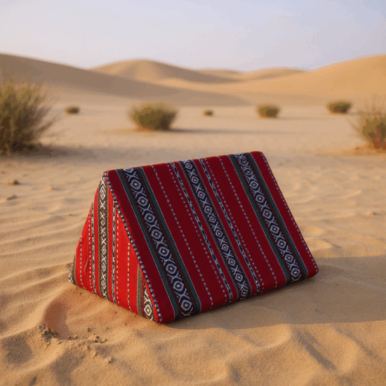 Triangular Sadu Backrest Support Designed For Desert Trips